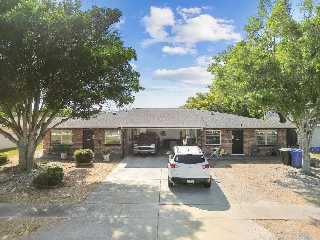3724 59th Street N St Petersburg FL 33710