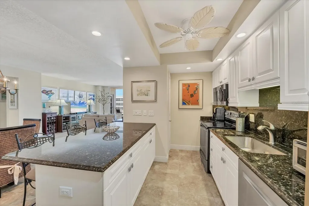 1212 Benjamin Franklin Drive Sarasota FL 34236