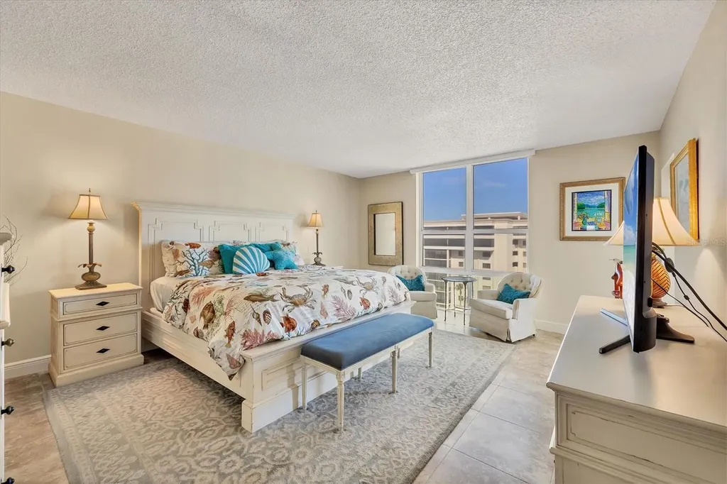 1212 Benjamin Franklin Drive Sarasota FL 34236