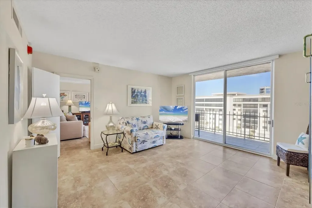 1212 Benjamin Franklin Drive Sarasota FL 34236