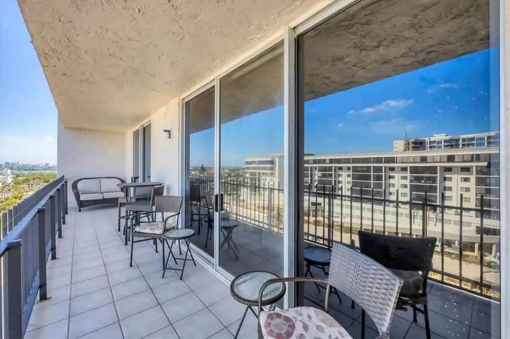 1212 Benjamin Franklin Drive Sarasota FL 34236