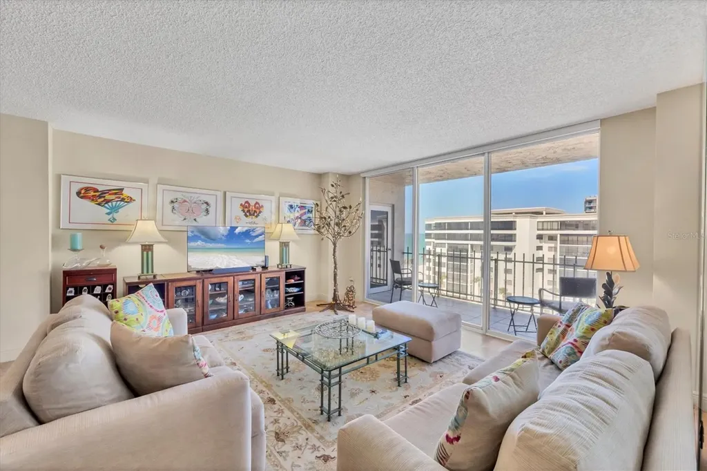 1212 Benjamin Franklin Drive Sarasota FL 34236