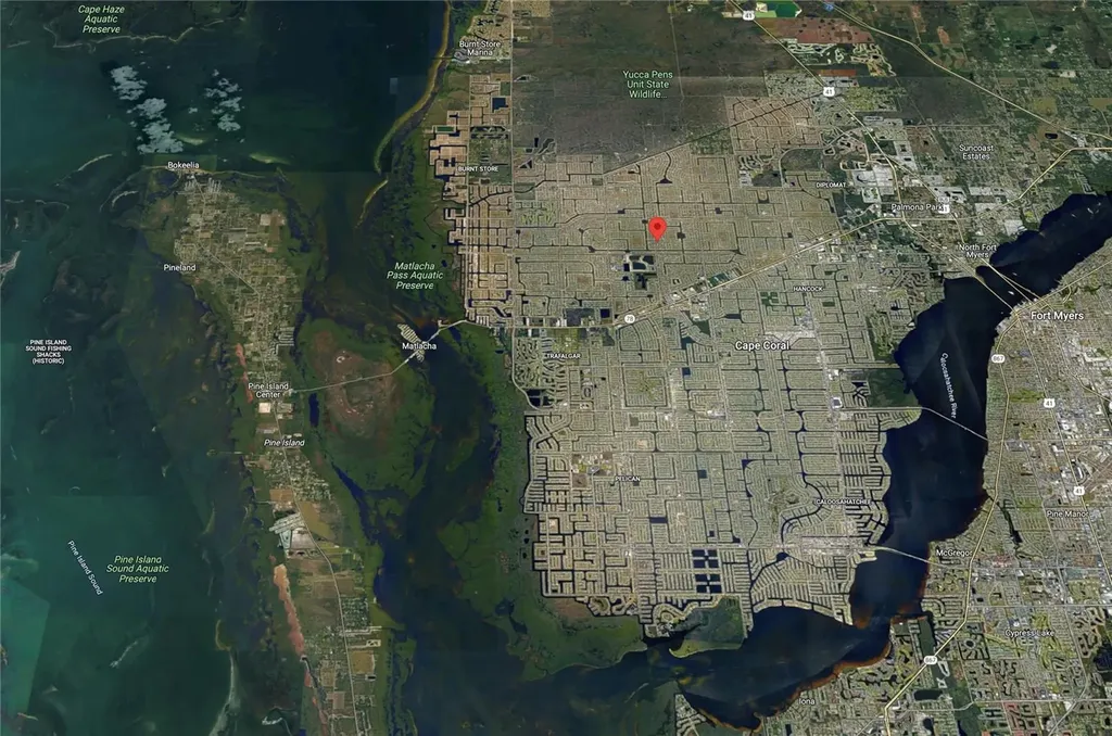 1012 NW 7th Place Cape Coral FL 33993