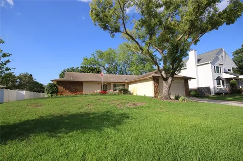 1670 Palmwood Drive Clearwater FL 33756