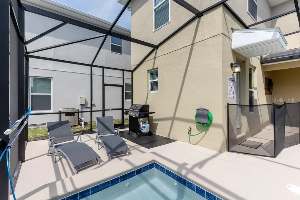 4330 Scene Lane Kissimmee FL 34746