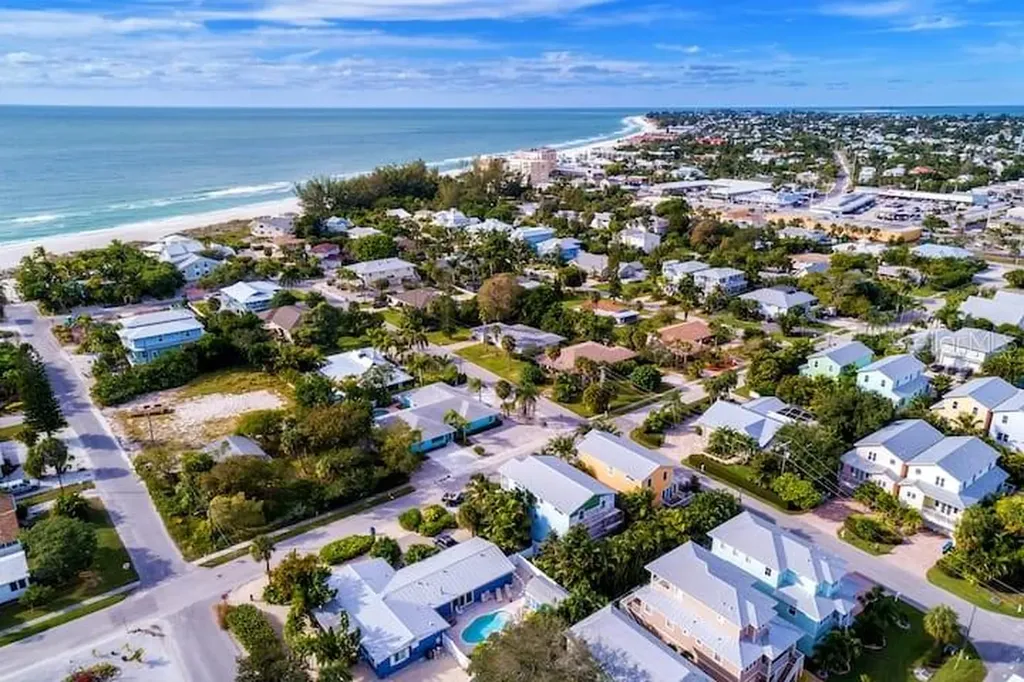 4808 Gulf Drive Holmes Beach FL 34217