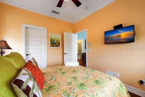 4808 Gulf Drive Holmes Beach FL 34217