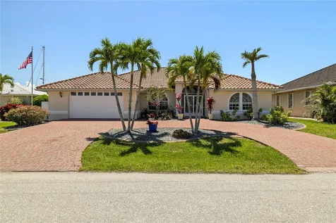2817 La Mancha Court Punta Gorda FL 33950