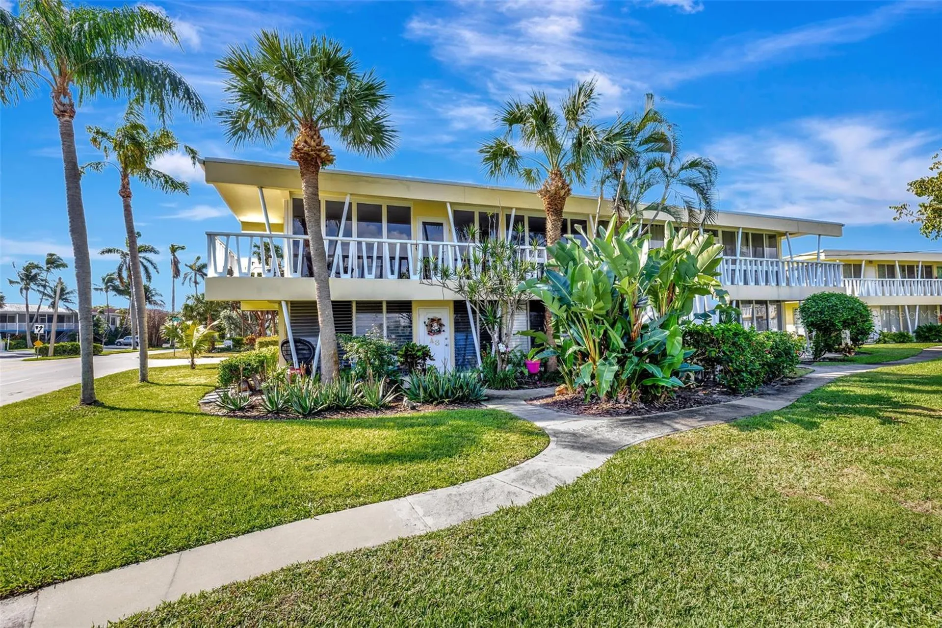 2755 NE 28th Avenue Lighthouse Point FL 33064