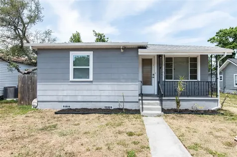 3253 57th Avenue N St Petersburg FL 33714