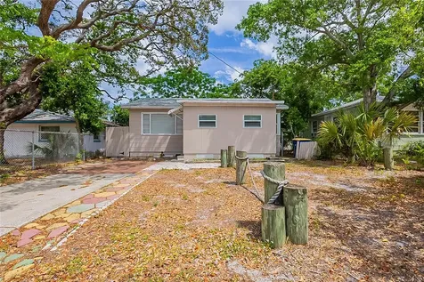 912 Magnolia Drive Clearwater FL 33756