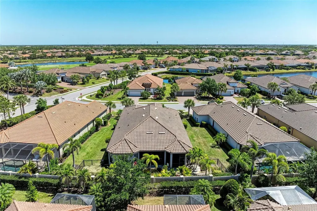 4908 Tivoli Run Bradenton FL 34211