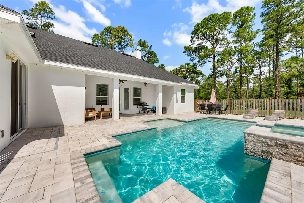 42368 W Cashew Court Eustis FL 32736