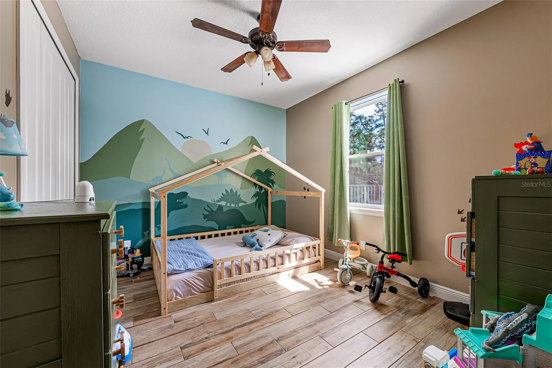 42368 W Cashew Court Eustis FL 32736