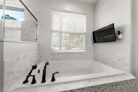 42368 W Cashew Court Eustis FL 32736