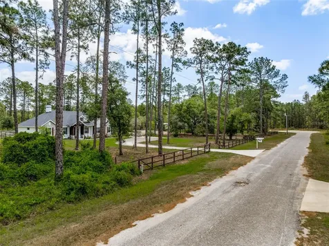 42368 W Cashew Court Eustis FL 32736