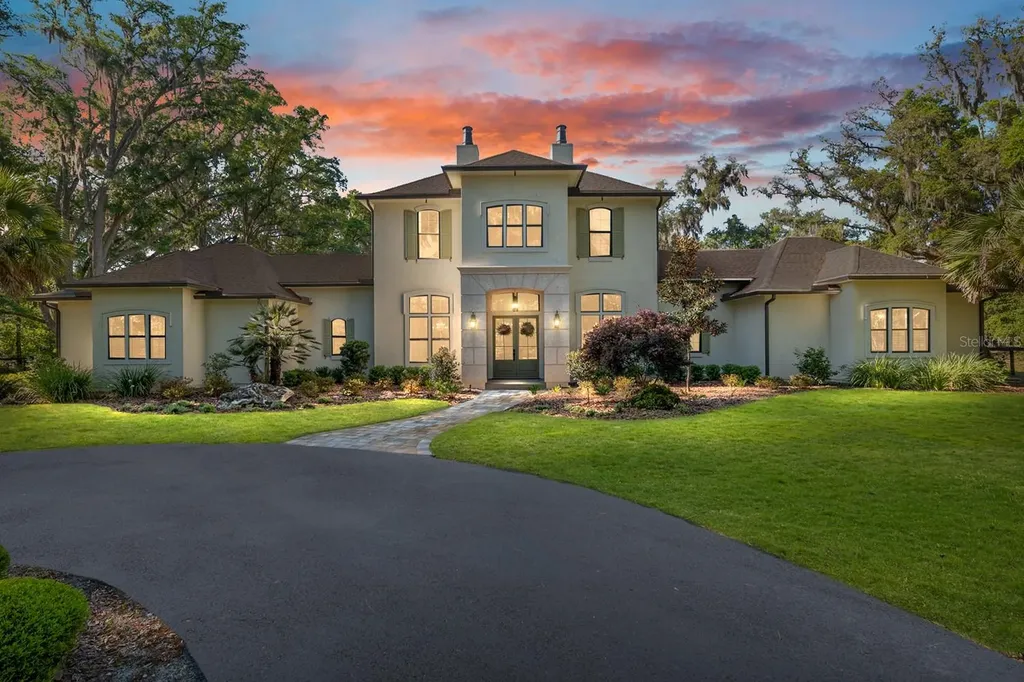14819 NW 21st Avenue Newberry FL 32669