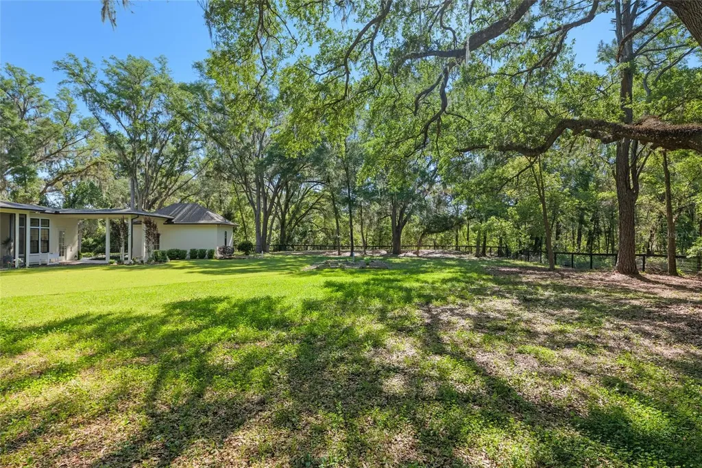 14819 NW 21st Avenue Newberry FL 32669
