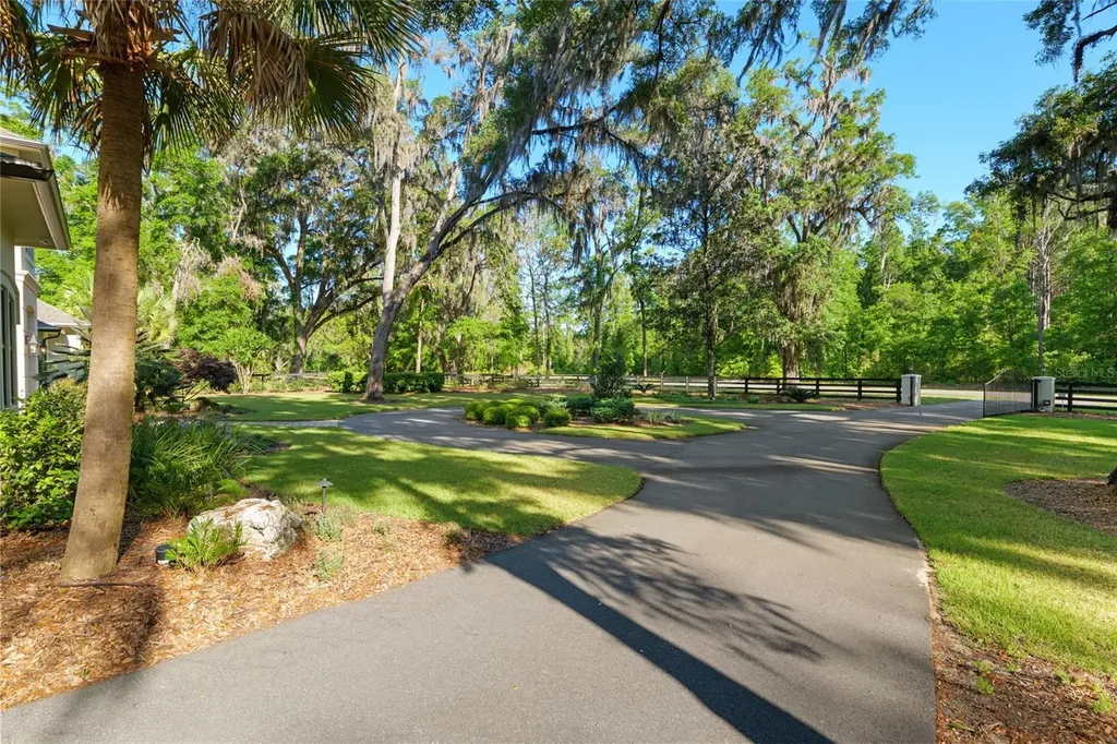 14819 NW 21st Avenue Newberry FL 32669