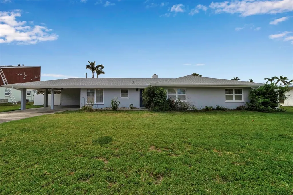 6422 Beechwood Avenue Sarasota FL 34231