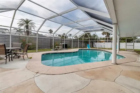 6422 Beechwood Avenue Sarasota FL 34231