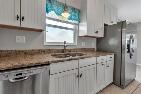 6422 Beechwood Avenue Sarasota FL 34231