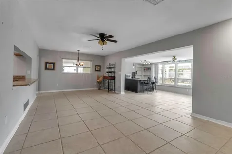 6422 Beechwood Avenue Sarasota FL 34231