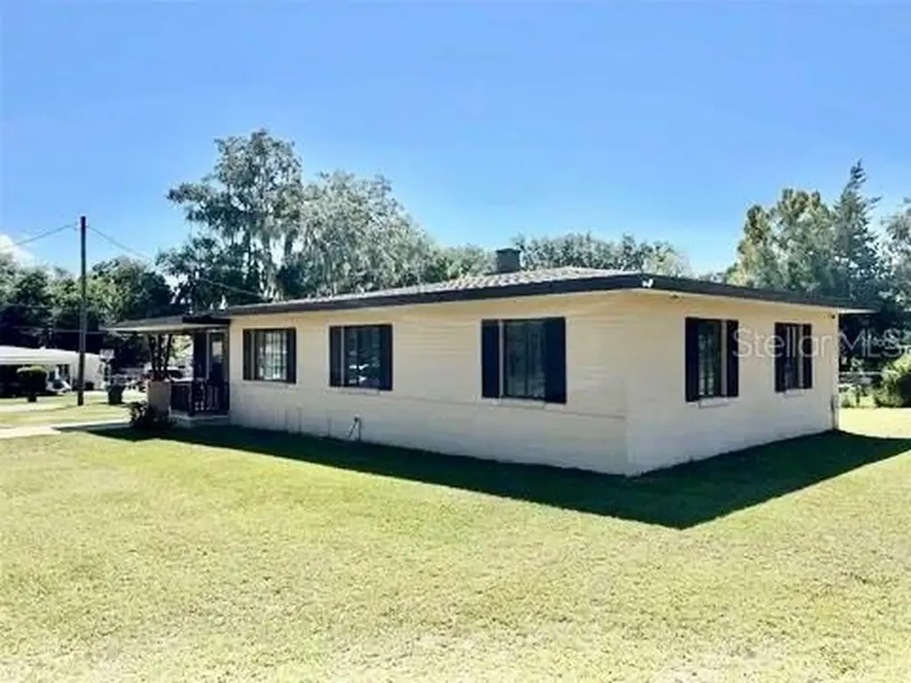 2201 Vine Street Leesburg FL 34748