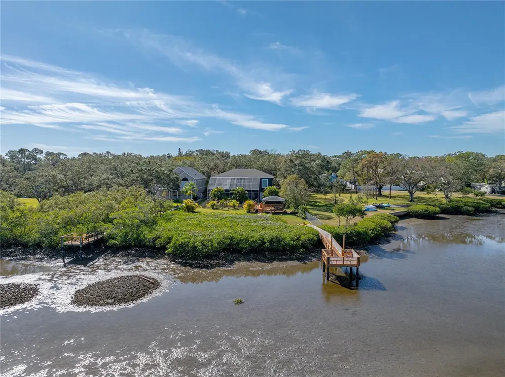 3484 Shore Drive Safety Harbor FL 34695