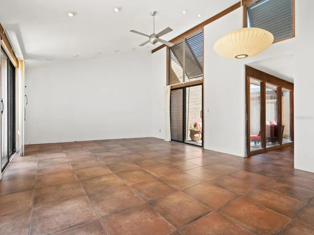 7 Sandy Cove Road Sarasota FL 34242