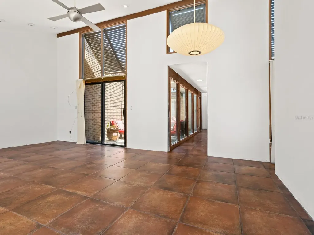 7 Sandy Cove Road Sarasota FL 34242