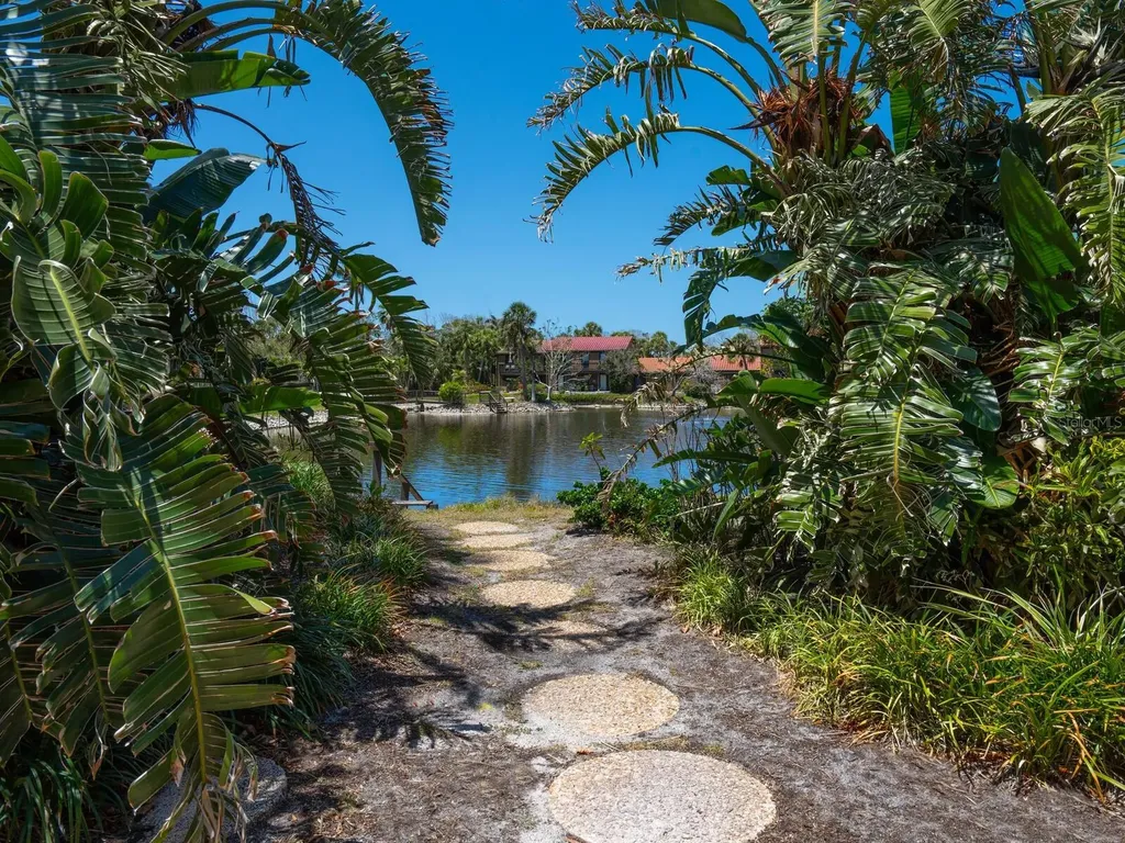 7 Sandy Cove Road Sarasota FL 34242