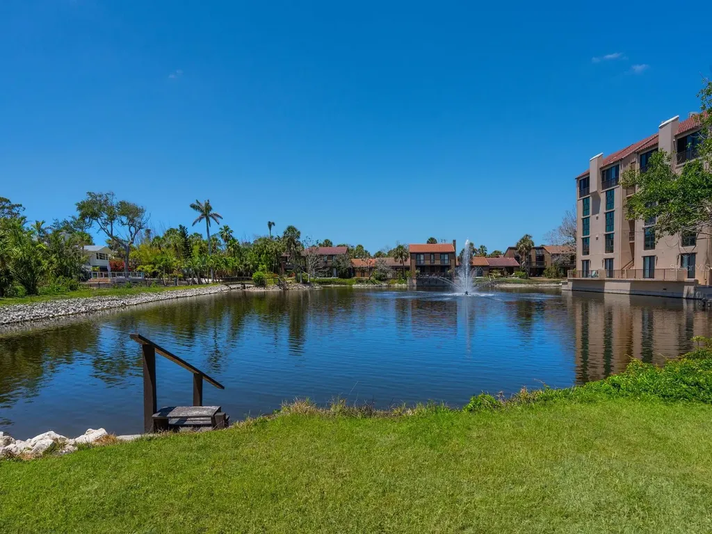 7 Sandy Cove Road Sarasota FL 34242