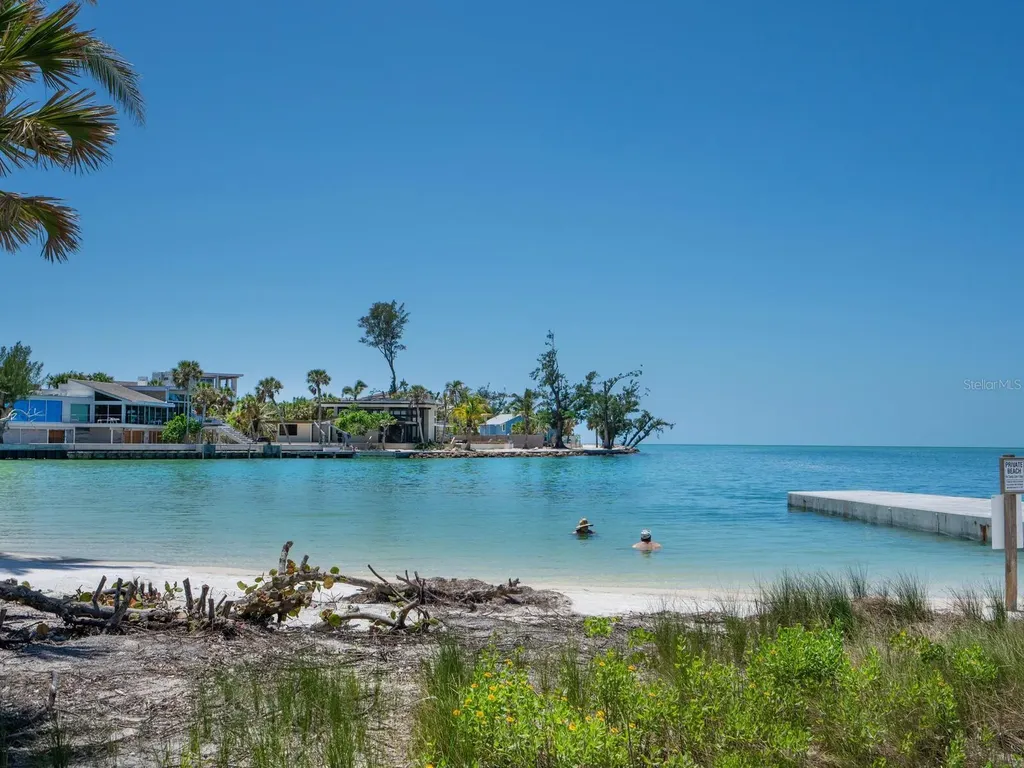 7 Sandy Cove Road Sarasota FL 34242