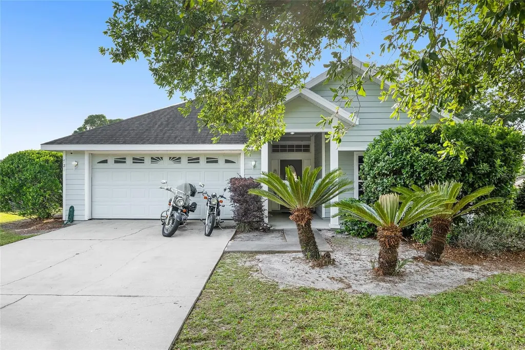 721 NW 232 Terrace Newberry FL 32669