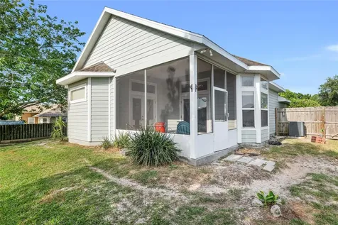 721 NW 232 Terrace Newberry FL 32669