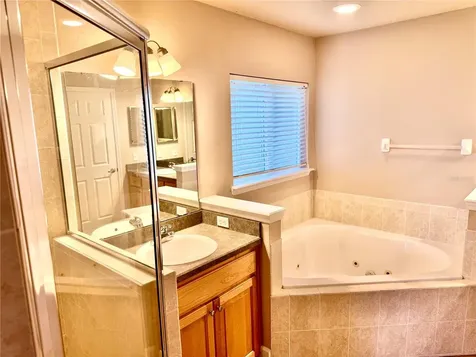 721 NW 232 Terrace Newberry FL 32669