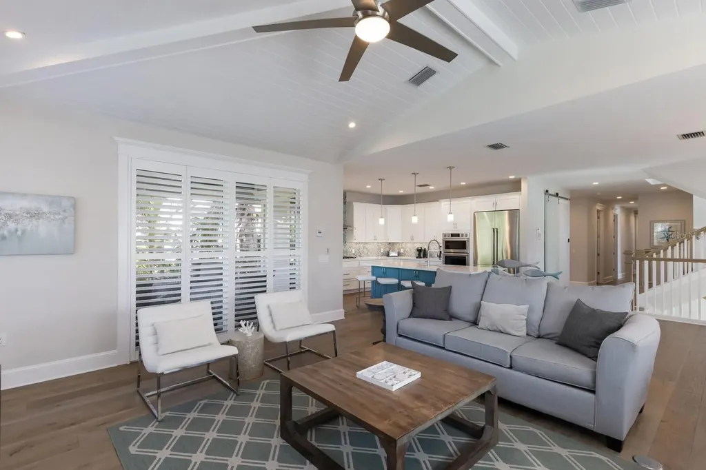 222 Willow Avenue Anna Maria FL 34216