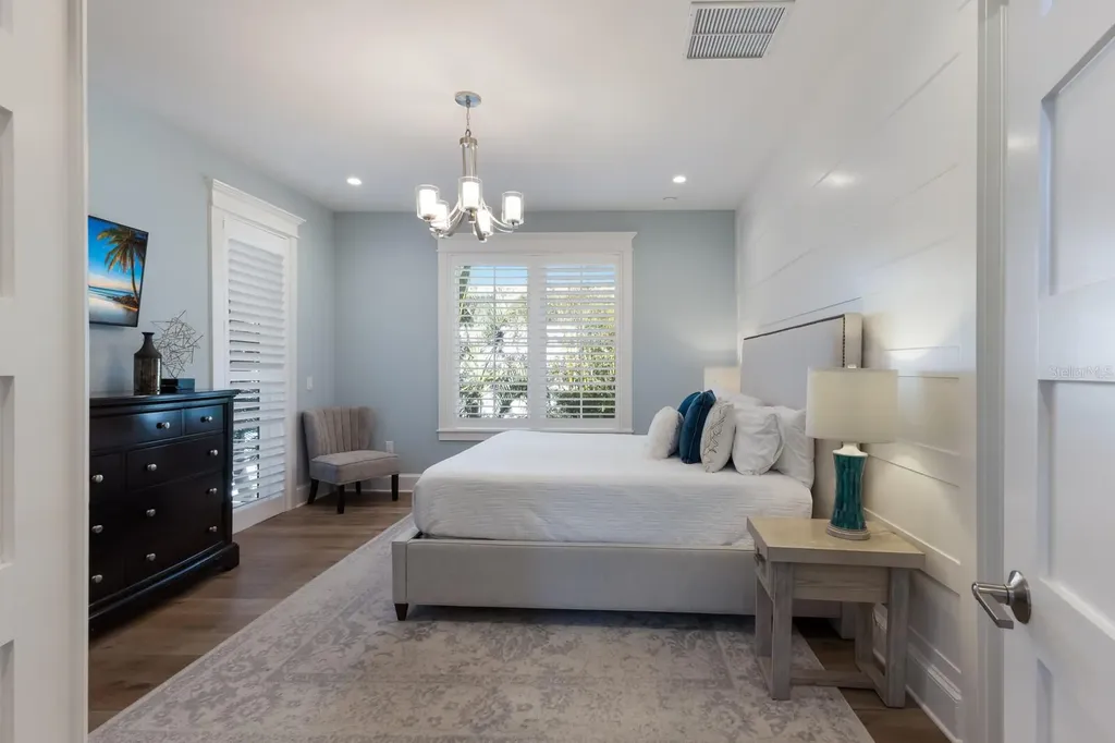 222 Willow Avenue Anna Maria FL 34216