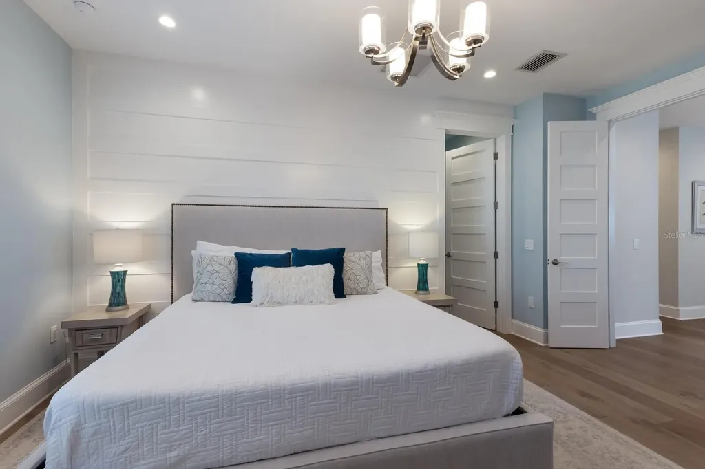 222 Willow Avenue Anna Maria FL 34216