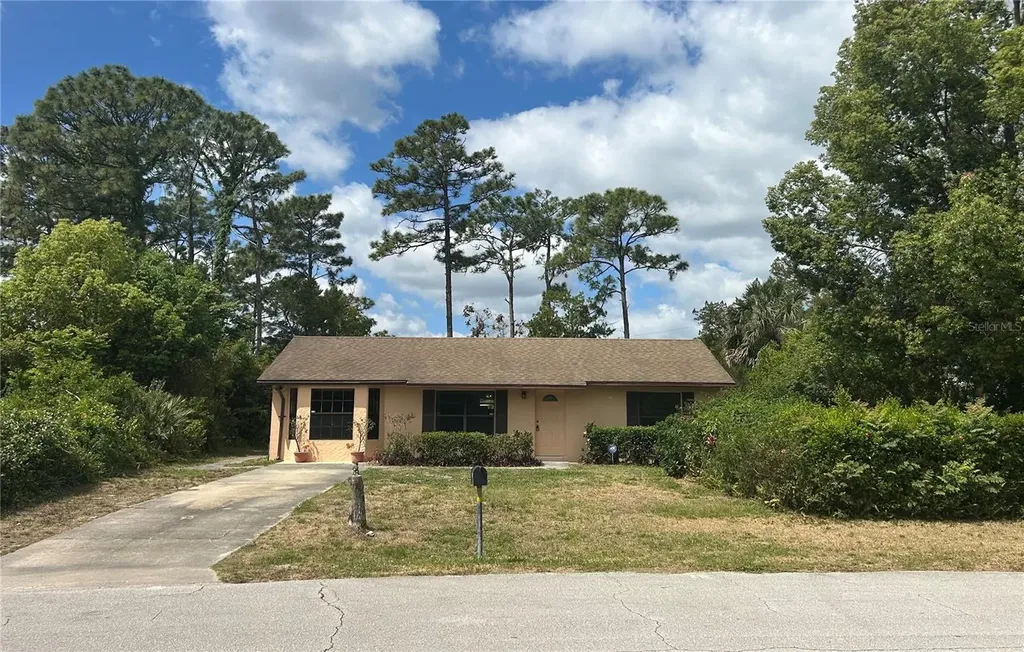 1744 Whipple Drive Deltona FL 32738