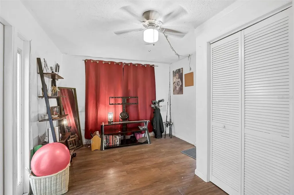 4420 101st Street W Bradenton FL 34210
