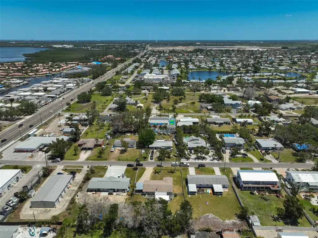 4420 101st Street W Bradenton FL 34210