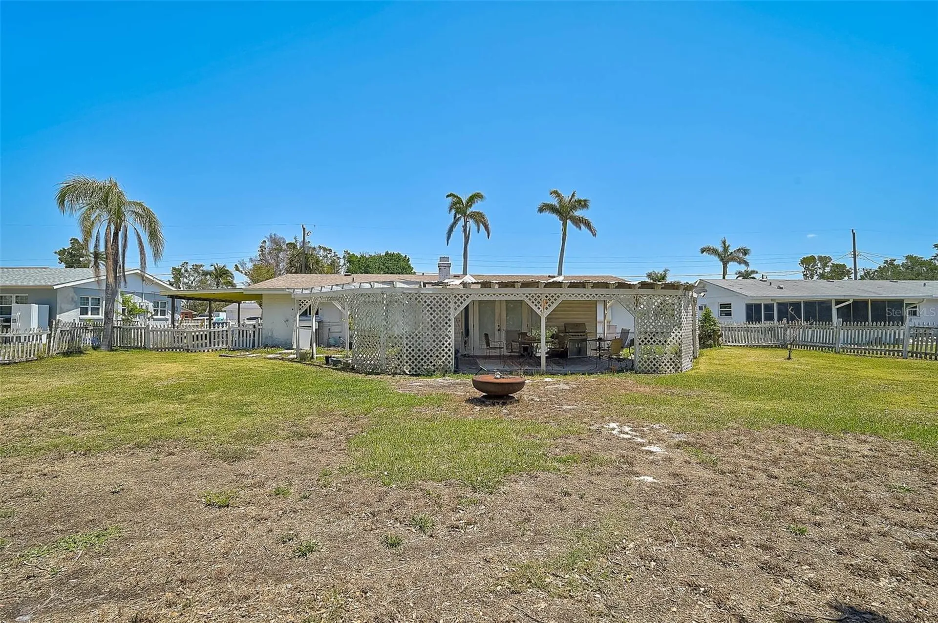 4420 101st Street W Bradenton FL 34210