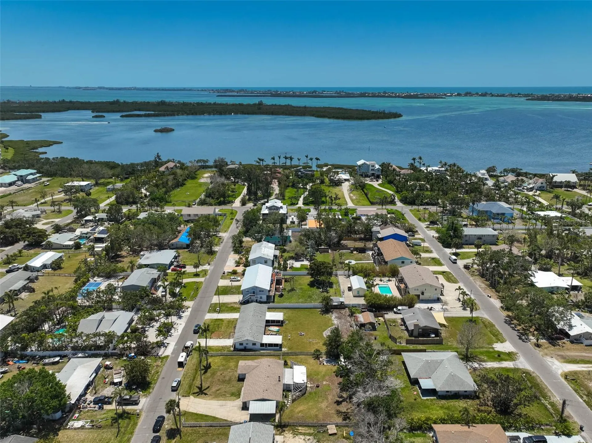 4420 101st Street W Bradenton FL 34210