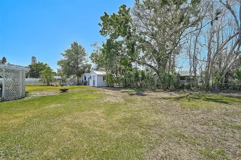4420 101st Street W Bradenton FL 34210