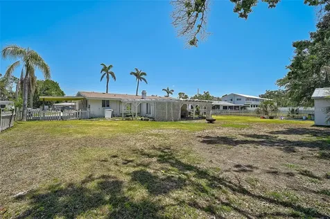 4420 101st Street W Bradenton FL 34210