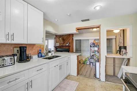 4420 101st Street W Bradenton FL 34210