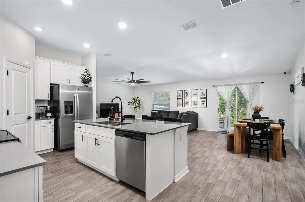 2518 Hoptree Lane Edgewater FL 32141