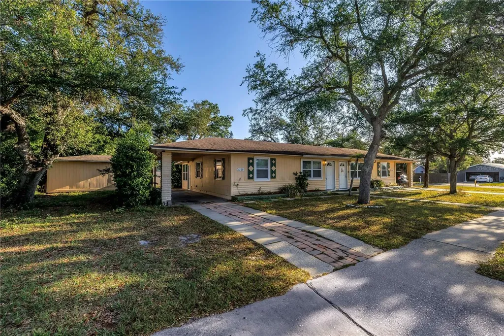 1260 Palmetto Street Clearwater FL 33755